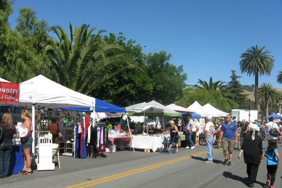 Find Your Treasure at One of 6 Great Flea Markets in the Bay Area 7x7