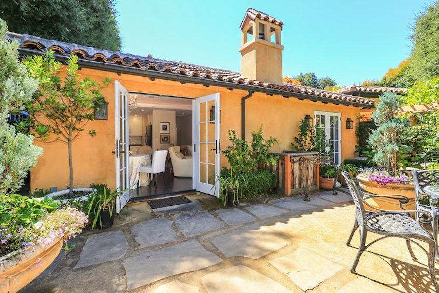 It's all about the green at this 18 million Palo Alto estate 7x7 Bay